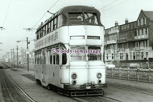 A0935 blackpool tram - blackpool,