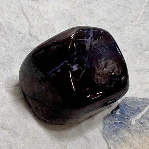 Sugilite tumblestone - sugilite,