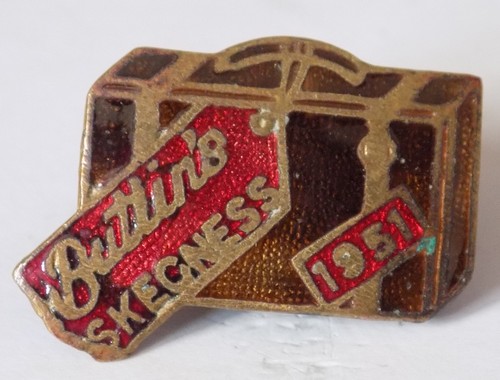 Butlins holiday camp badge - camp,