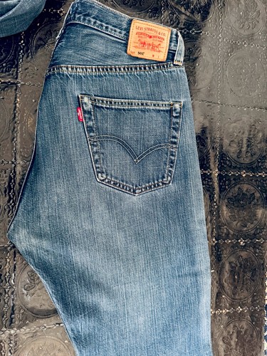 Levi strauss co 501 32 - levi's,