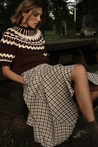 Stunning short sleeve fair - stunning,