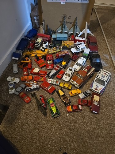 Huge job lot 59 cars - job,