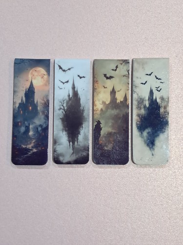 Set magnetic bookmarks - of,