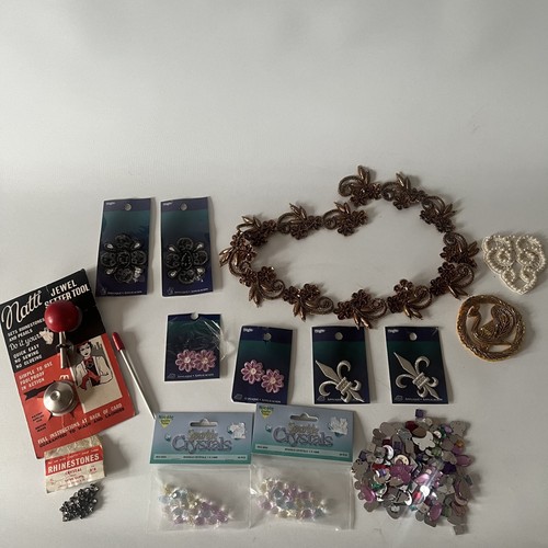 Vintage sewing accessories - vintage,