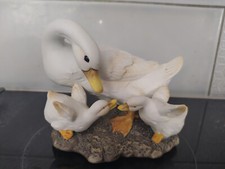 CERAMIC GOOSE with GOSLINGS ORNAMENT approx 6.5" in length