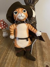 Hasbro talking puss boots - puss,
