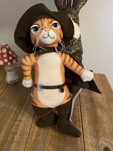 Hasbro talking puss boots - ‘n,