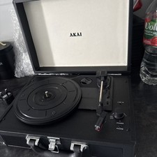 AKAI Portable Vinyl A60011N