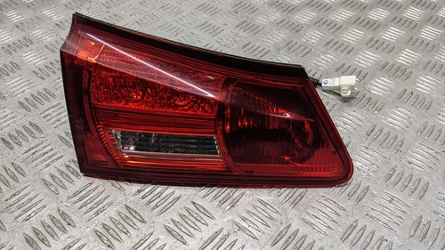 Lexus 220d door saloon - 220d,
