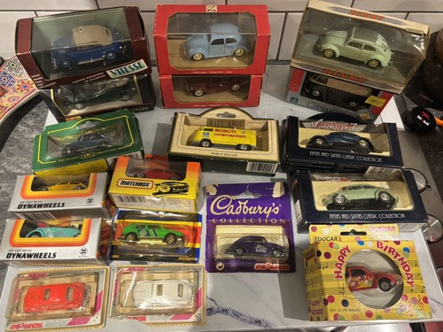 Vintage volkswagen diecast - 30,