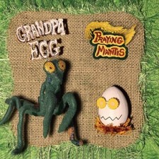 CD: GRANDPA EGG Praying Mantis