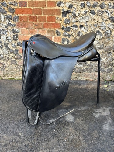 Albion dressage saddle - albion,