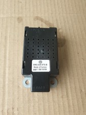 VW Volkswagen Golf MK6 2010 RADIO AERIAL INTERFERENCE FILTER MODULE  box D7