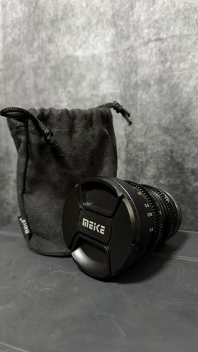 Meike 25mm manual focus - 25mm, t2.2