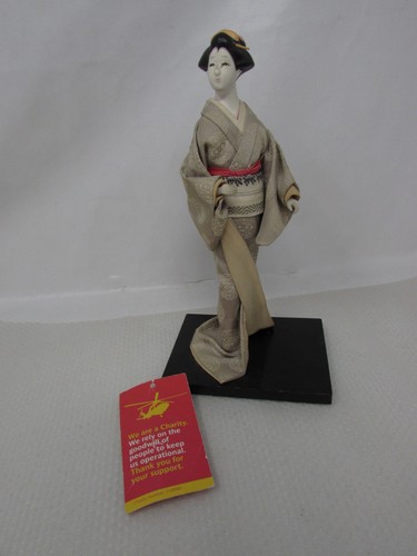 Geisha girl figurine doll - girl,