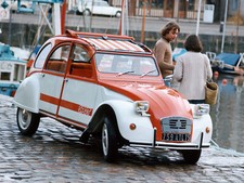 Cars 1976 citroen 2cv spot