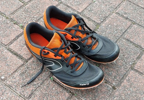 Kalenji running spikes size