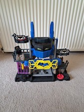Imaginext DC Super Friends Batman Robo Batcave Playset