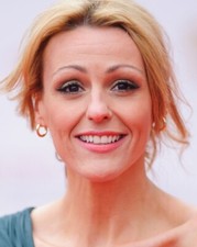 SURANNE JONES 8x10 PHOTO *