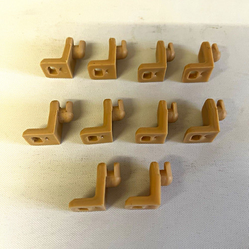 Plastic shelf support - ,