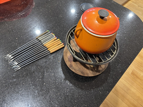 Creuset cast iron volcanic - le,