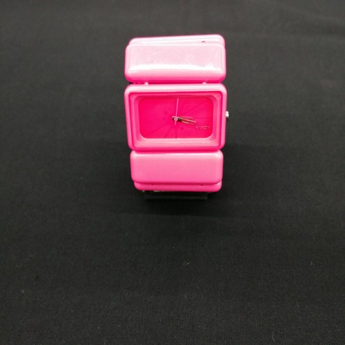 Nixon quartz watch love the - quartz,