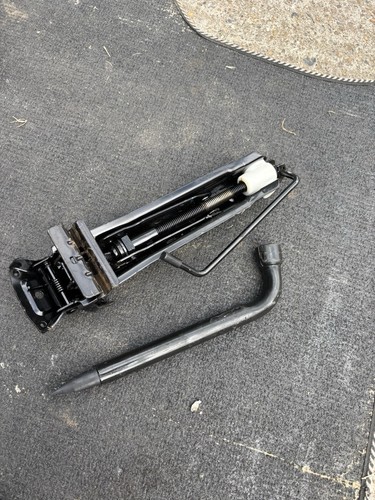 Ford fiesta jack tool - ford,