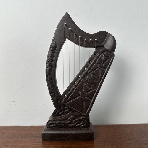Irish turf bardic harp - turf,