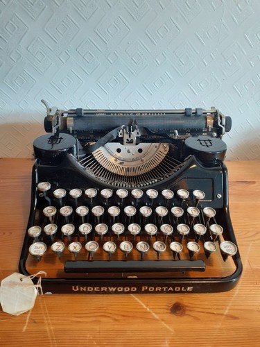 Antique underwood portable - antique,