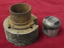 Triumph T15 Terrier Round