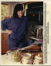 1994 Press Photo Former news