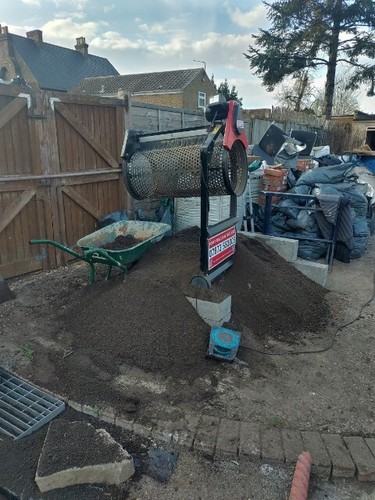Soil screener hire - soil,