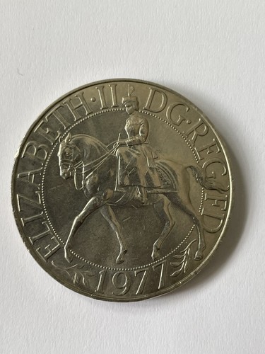1977 queen elizabeth - (rare),