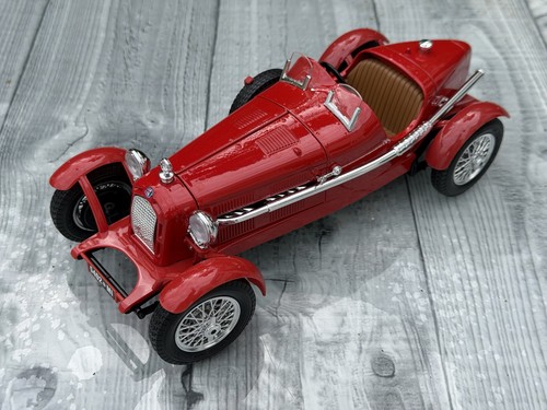Bburago alfa romeo - alfa,