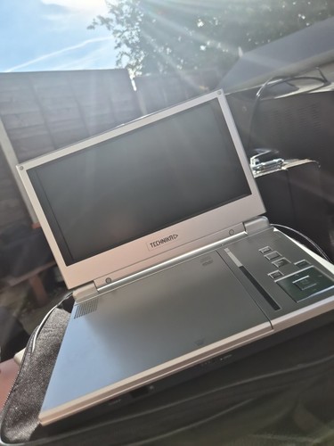 Technika 9inch wide portable - wide,