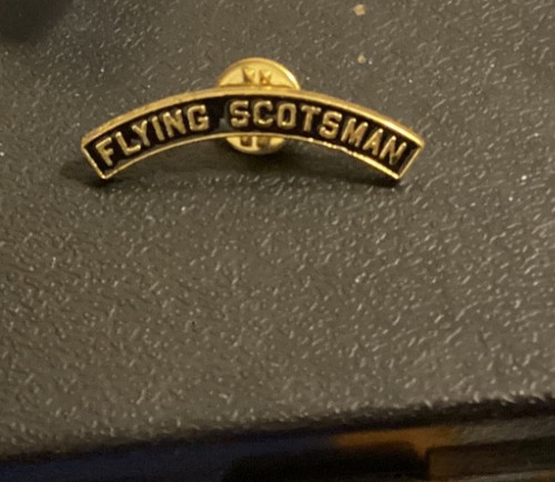 Flying scotsman enamel badge - flying,