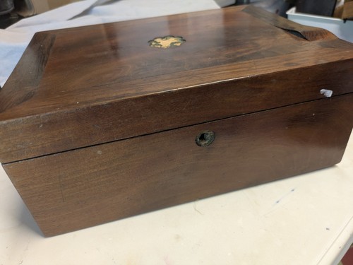 Victorian mahogan sewing box - ,