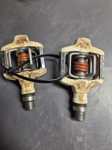 Eggbeater candy 2ti pedals - eggbeater,