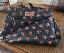 🌸 Cath Kidston Navy Floral