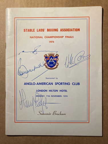 Bobby moore genuine - bobby, signed