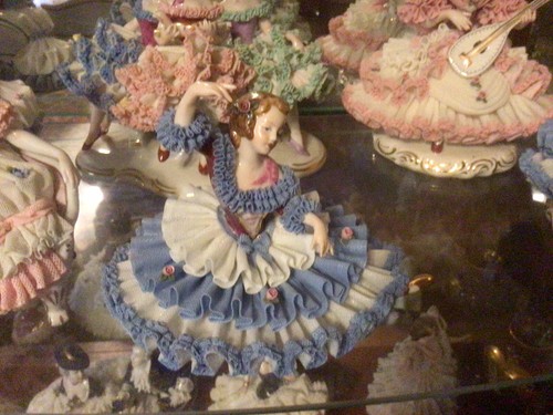 Dresden lace figurine seated - dresden,