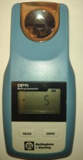 Opti - handheld digital refractometer - Seawater marine PPT    