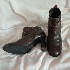 Pavers Womens High Heel Boots Size 5 Brown Leather 