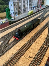 Hornby 4-6-0 Hall class steam