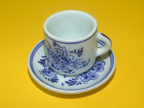 Delft miniature cup - miniature, saucer