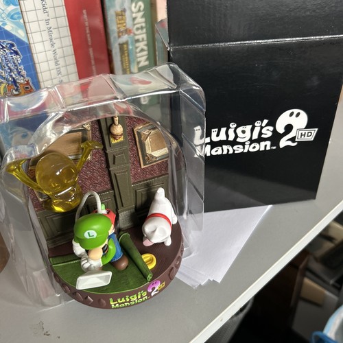 Official nintendo switch - official,