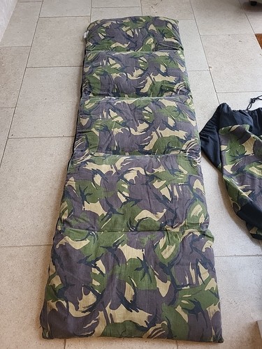 Fold away camp - fold, bedding