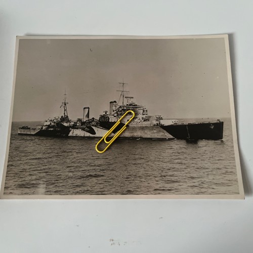 Ww2 hms mauritius with - ww2,