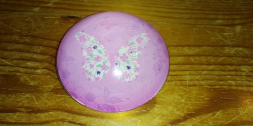 Flat dome pink butterfly - dome,