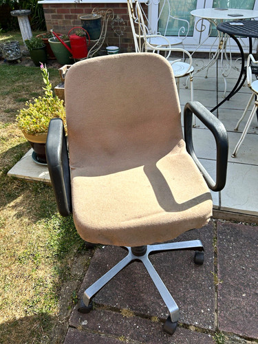 Beige fabric executive swivel - fabric,